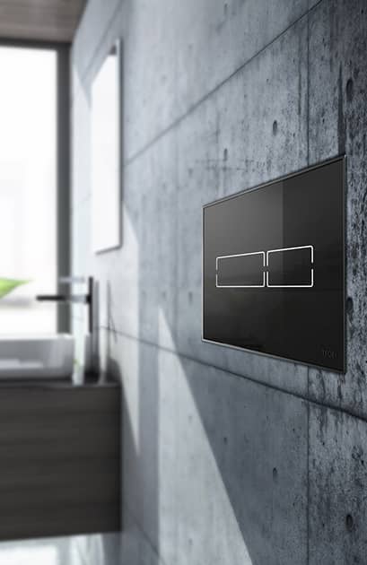 Eine WC-Betätigungsplatte mit Licht